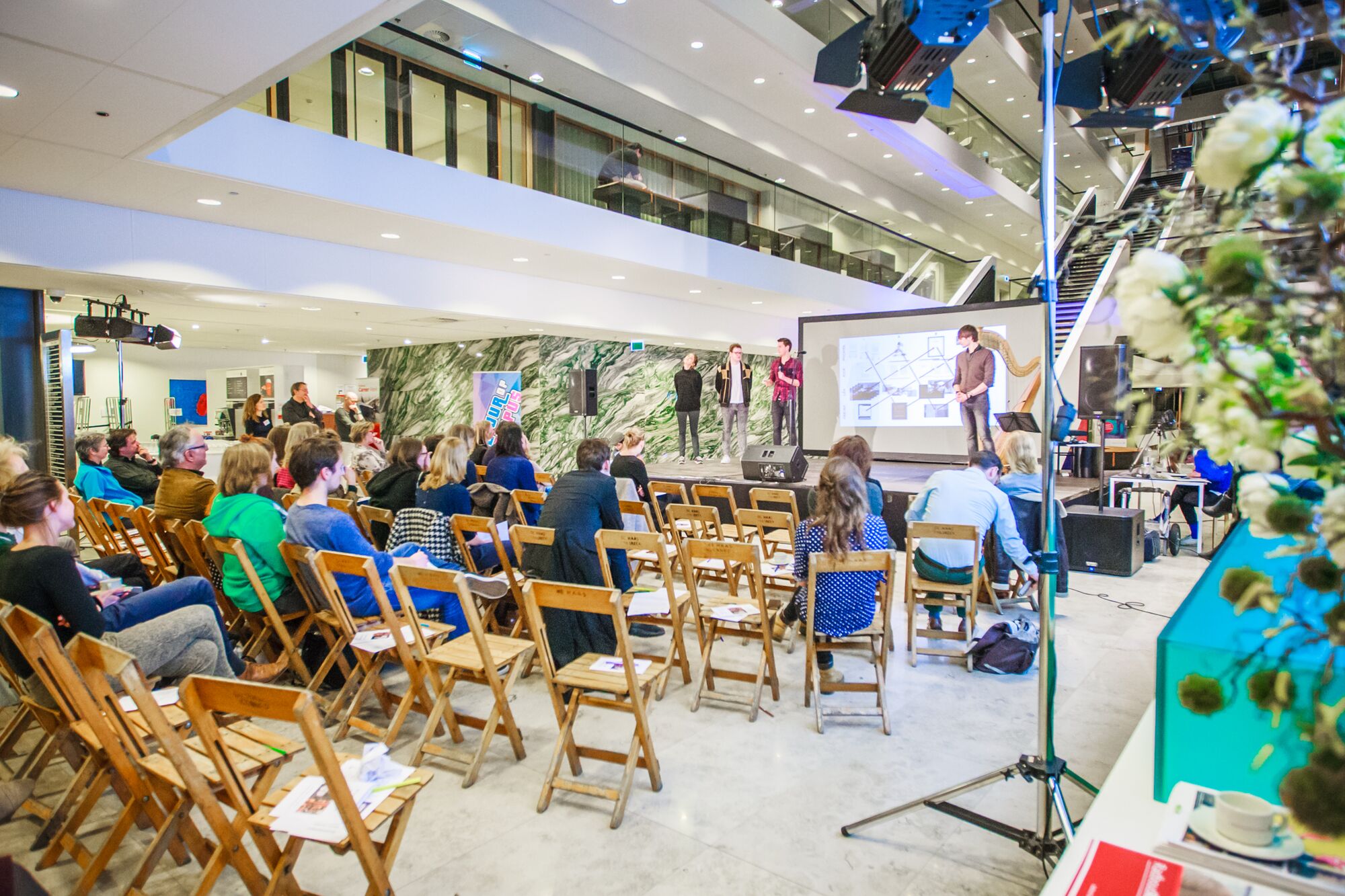 Honours Lab (voorheen Honours Programme) en Radboud University: workshop met harpiste Lavinia Meijer